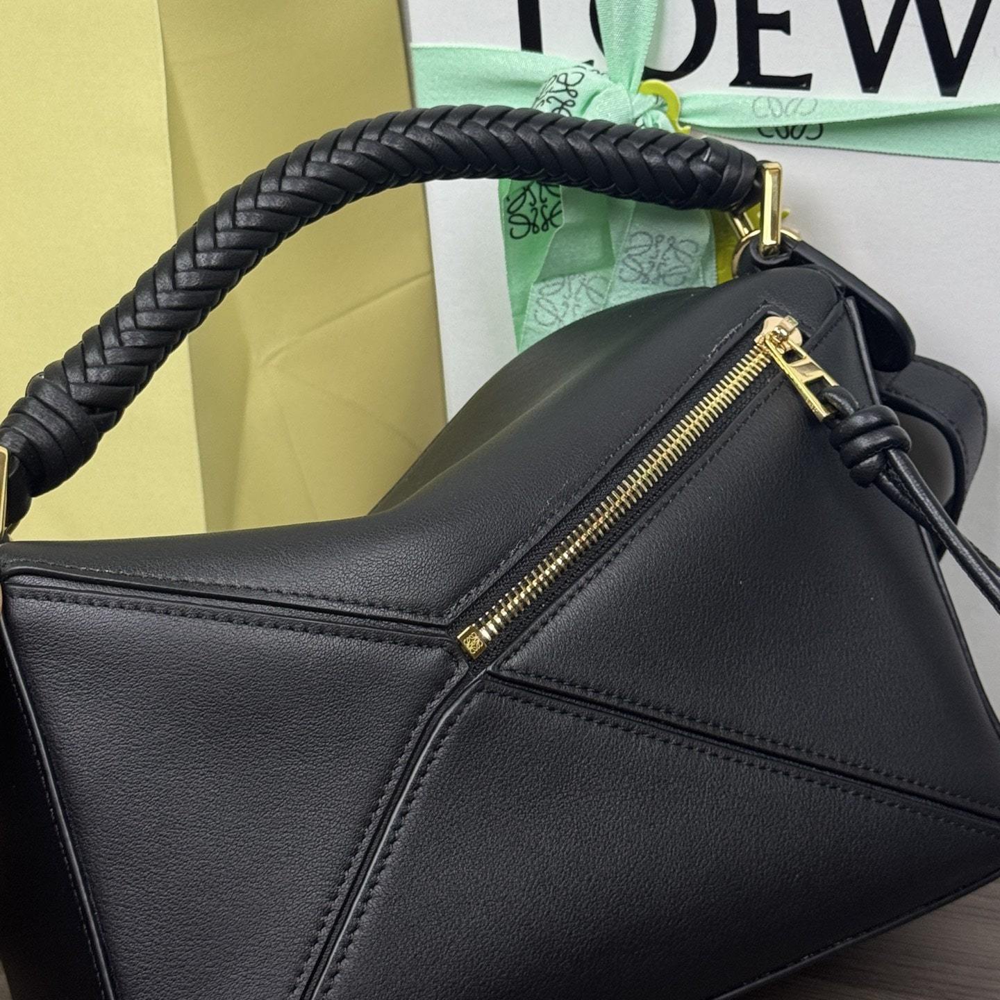 高仿Loewe*Puzzle系列1100小牛皮單肩包黑色小號免檢版