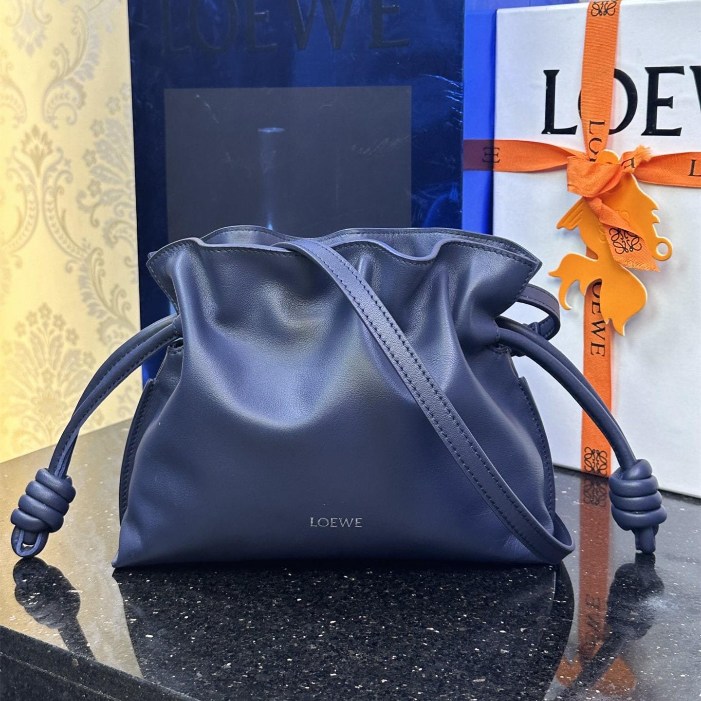 高仿Loewe*Flamenco系列4467福袋包深邃藍Mini免檢版