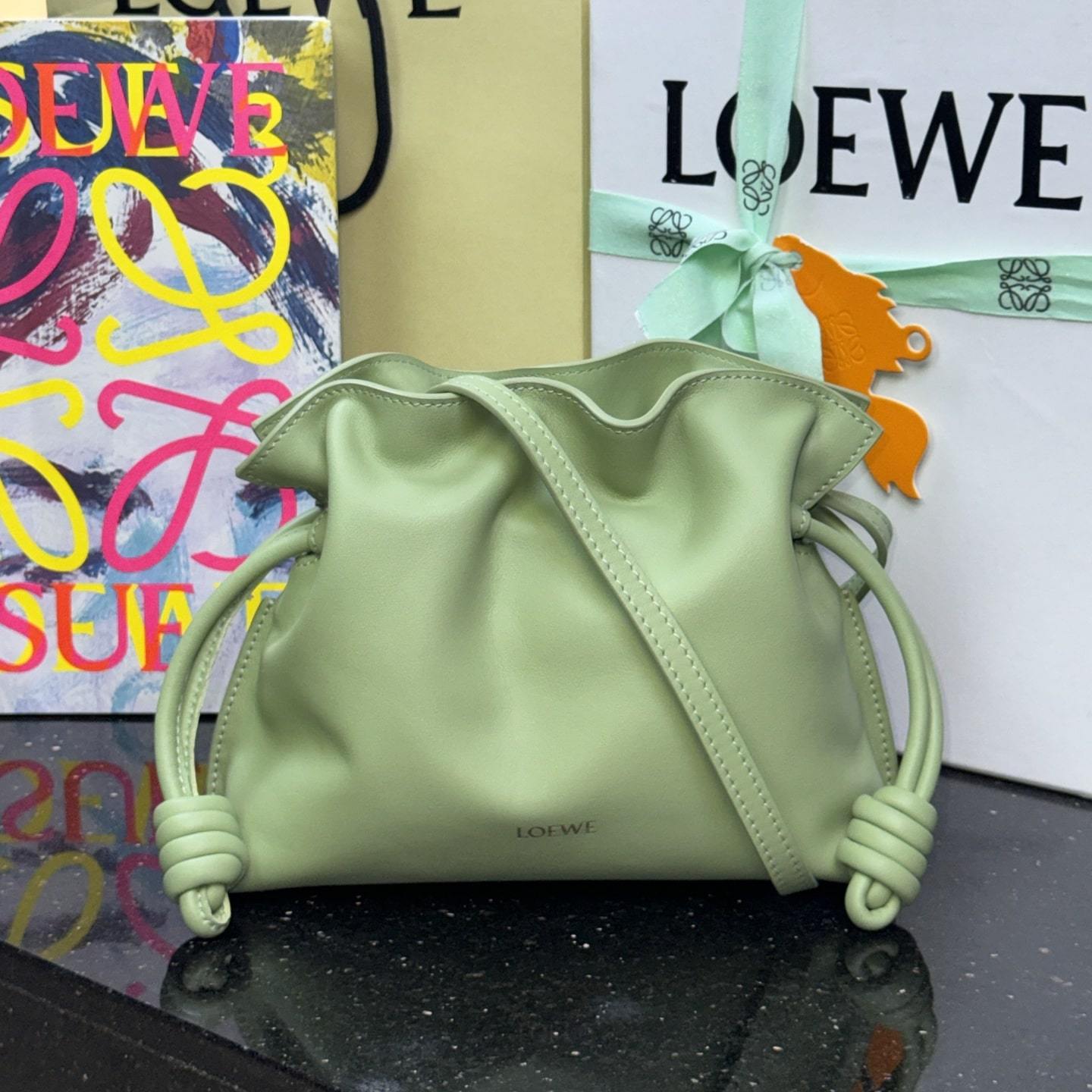 高仿Loewe*Flamenco系列3916福袋包淺梨色Mini免檢版