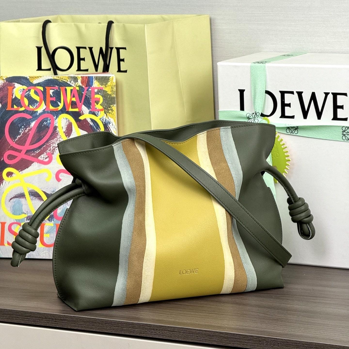 高仿Loewe*Flamenco系列5686拼皮單肩包黃綠色中號免檢版