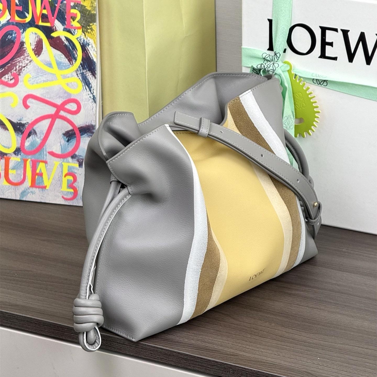 高仿Loewe*Flamenco系列5698拼皮單肩包灰土黃中號免檢版