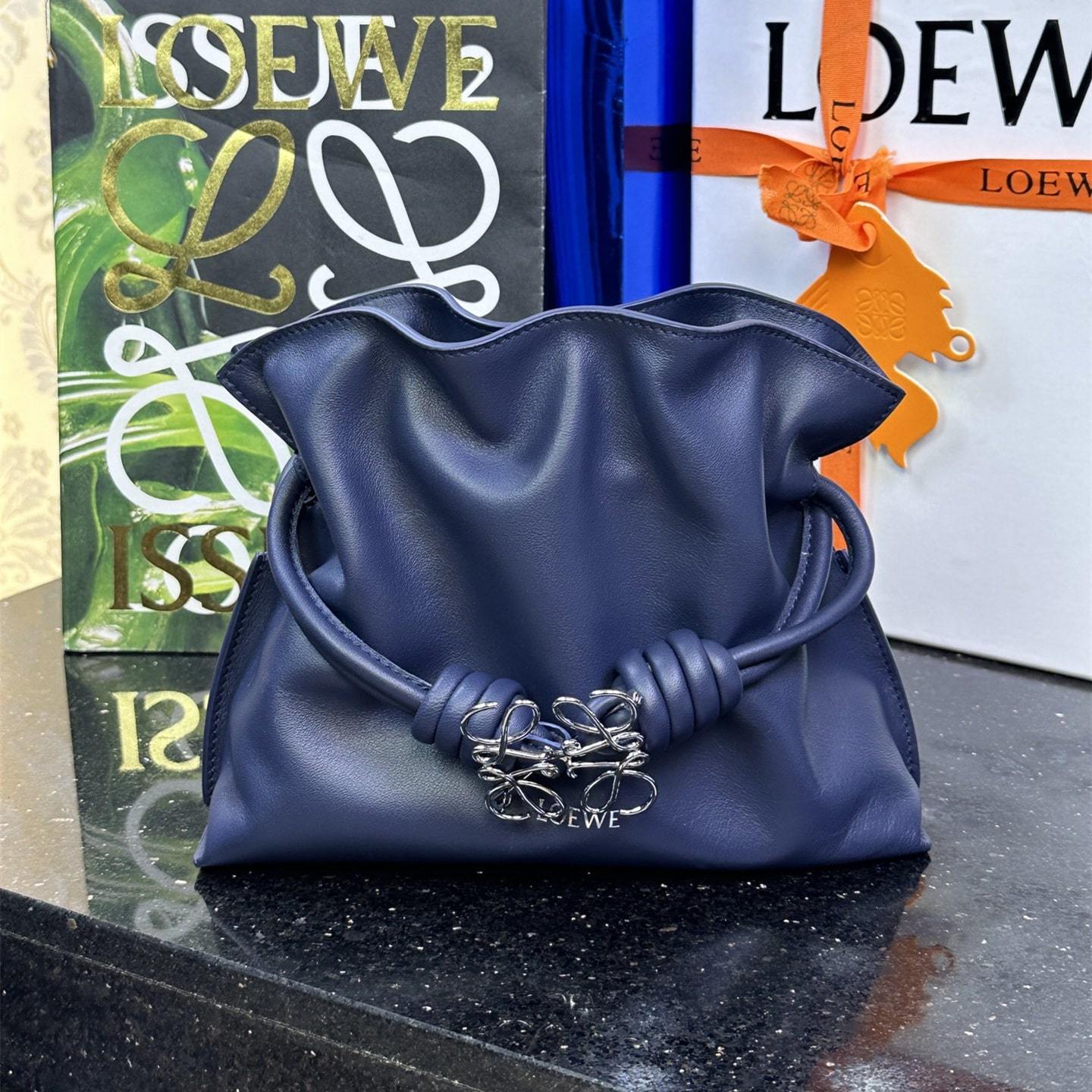 高仿Loewe*Flamenco系列4467福袋包深邃藍Mini免檢版
