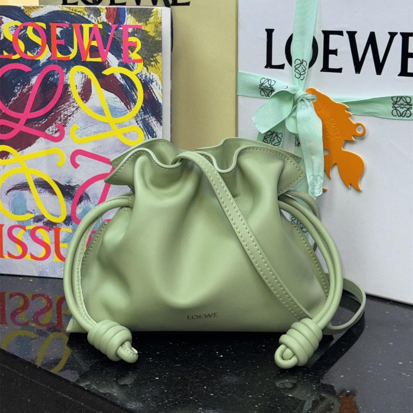 高仿Loewe*Flamenco系列3916福袋包淺梨色Mini免檢版