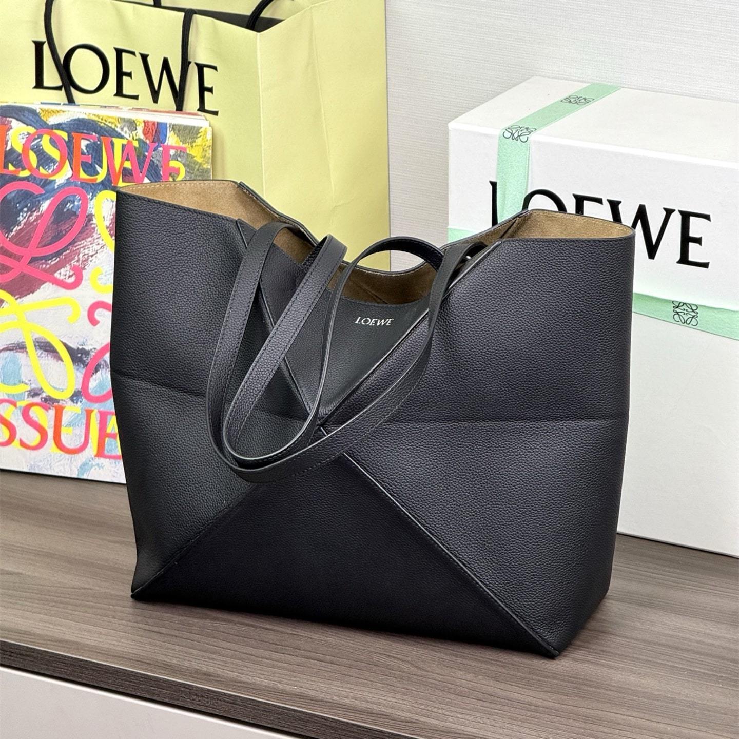 高仿Loewe*Fold系列1100幾何Tote包黑色中號免檢版