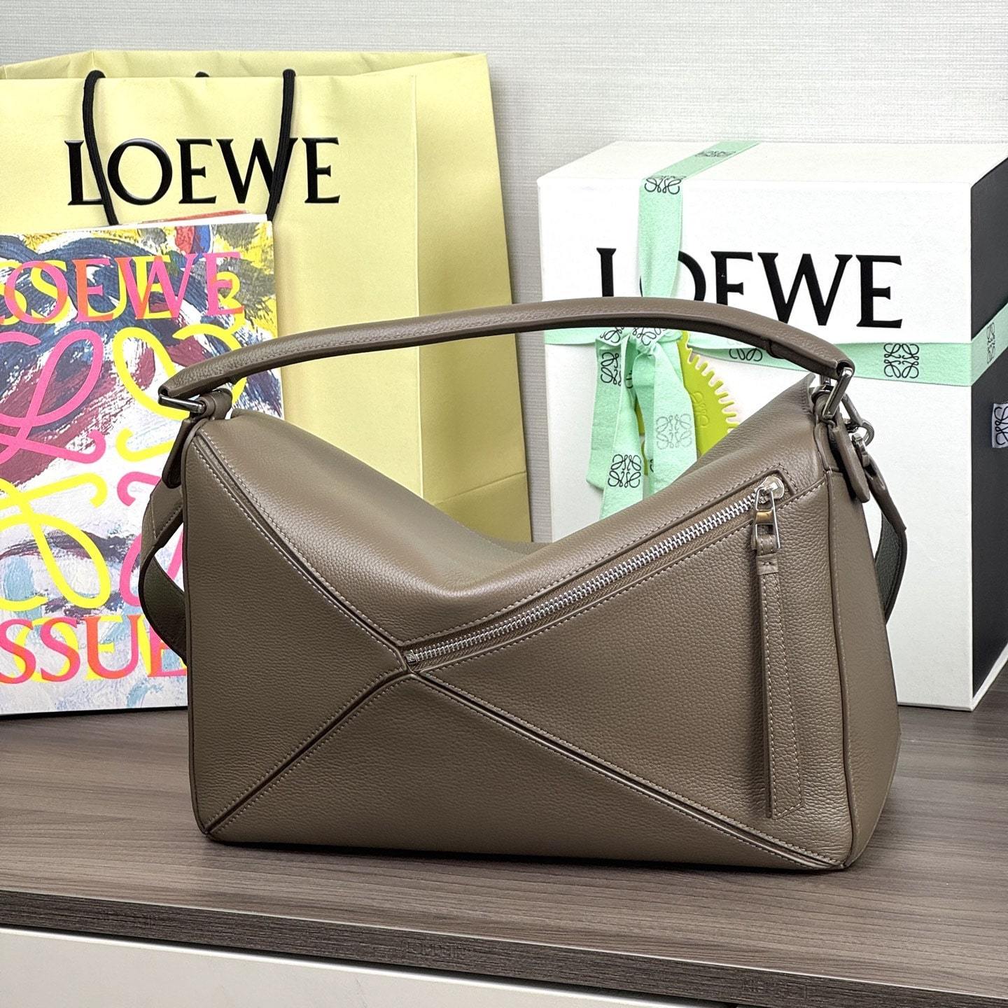 高仿Loewe*Puzzle系列6975單肩包褐色大號免檢版