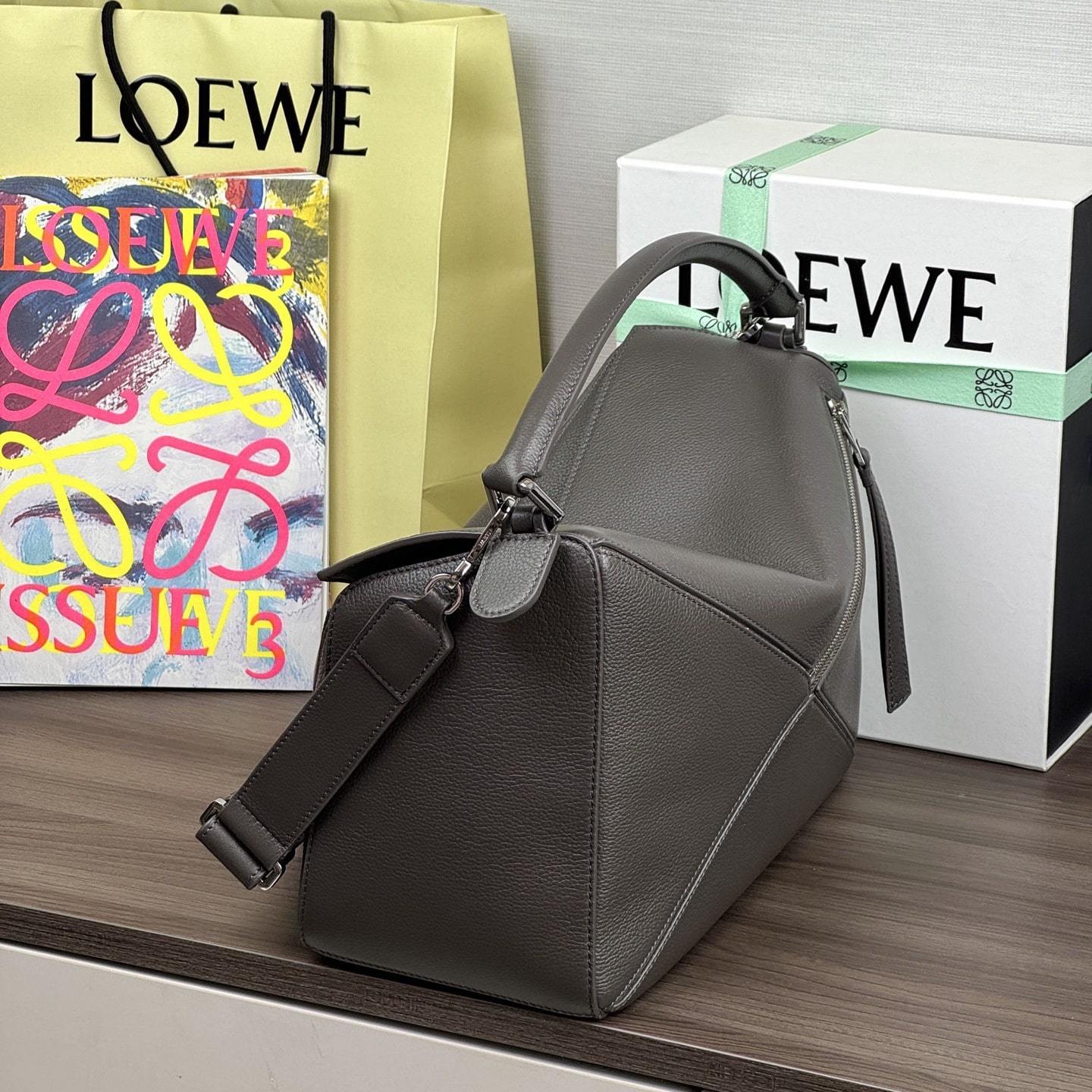 高仿Loewe*Puzzle系列1220單肩包深灰色大號免檢版