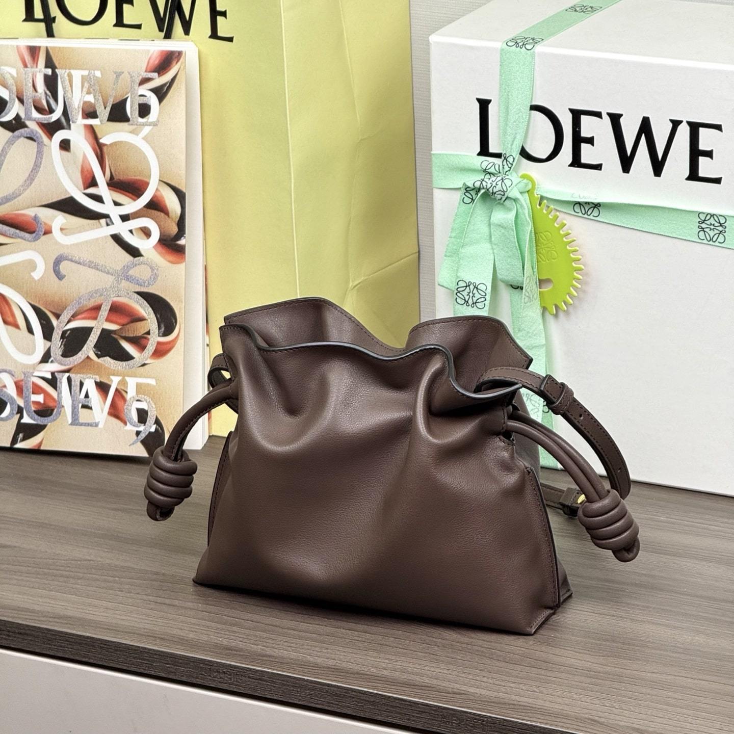高仿Loewe*Flamenco系列3606福袋包咖啡色Mini免檢版