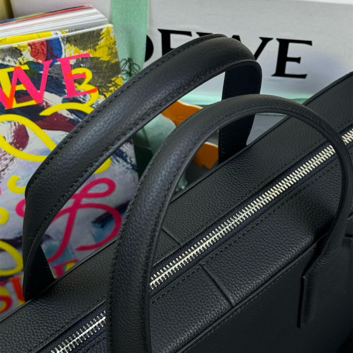 高仿Loewe*Goya系列1100小牛皮男士公文包黑色免檢版