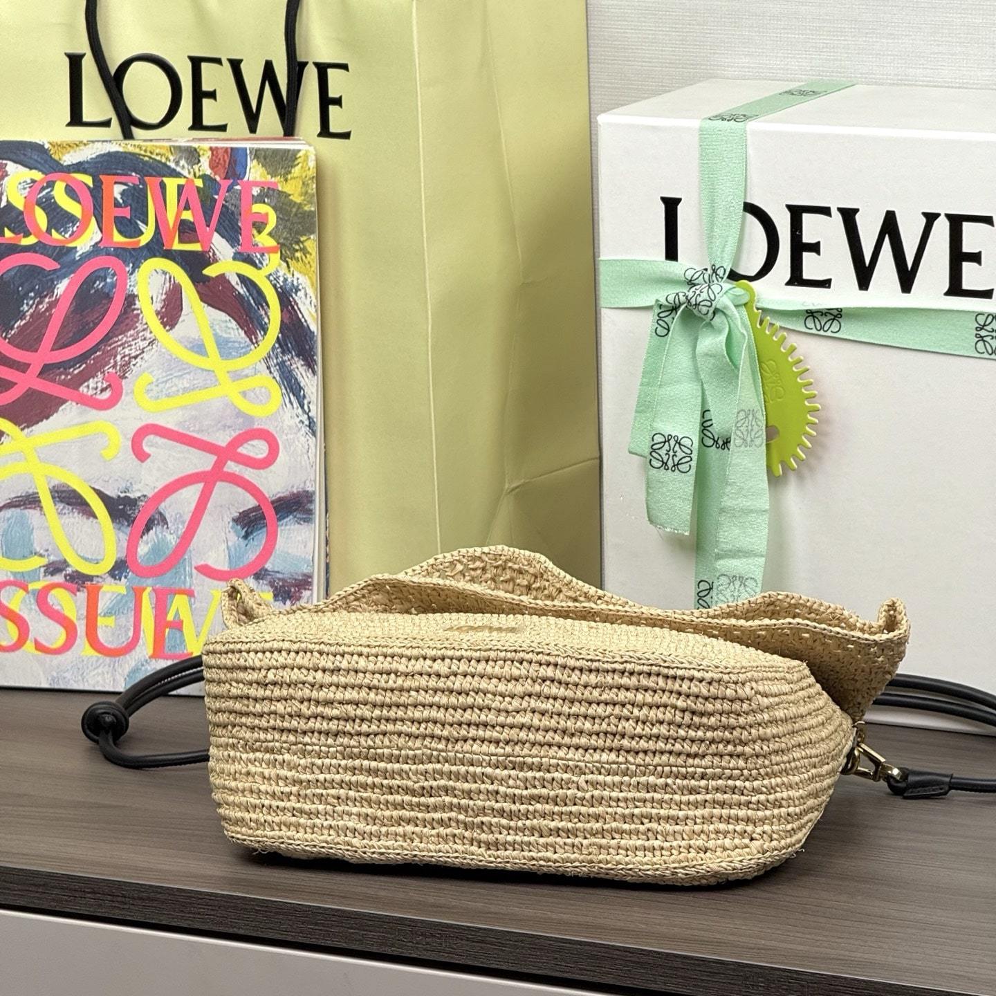 高仿Loewe*Ola系列2123酒椰纖維單肩包中號自然色免檢版