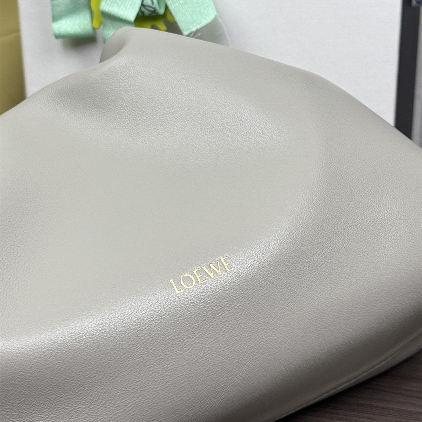 高仿Loewe*Flamenco系列6579小羊皮元寶袋灰色中號免檢版