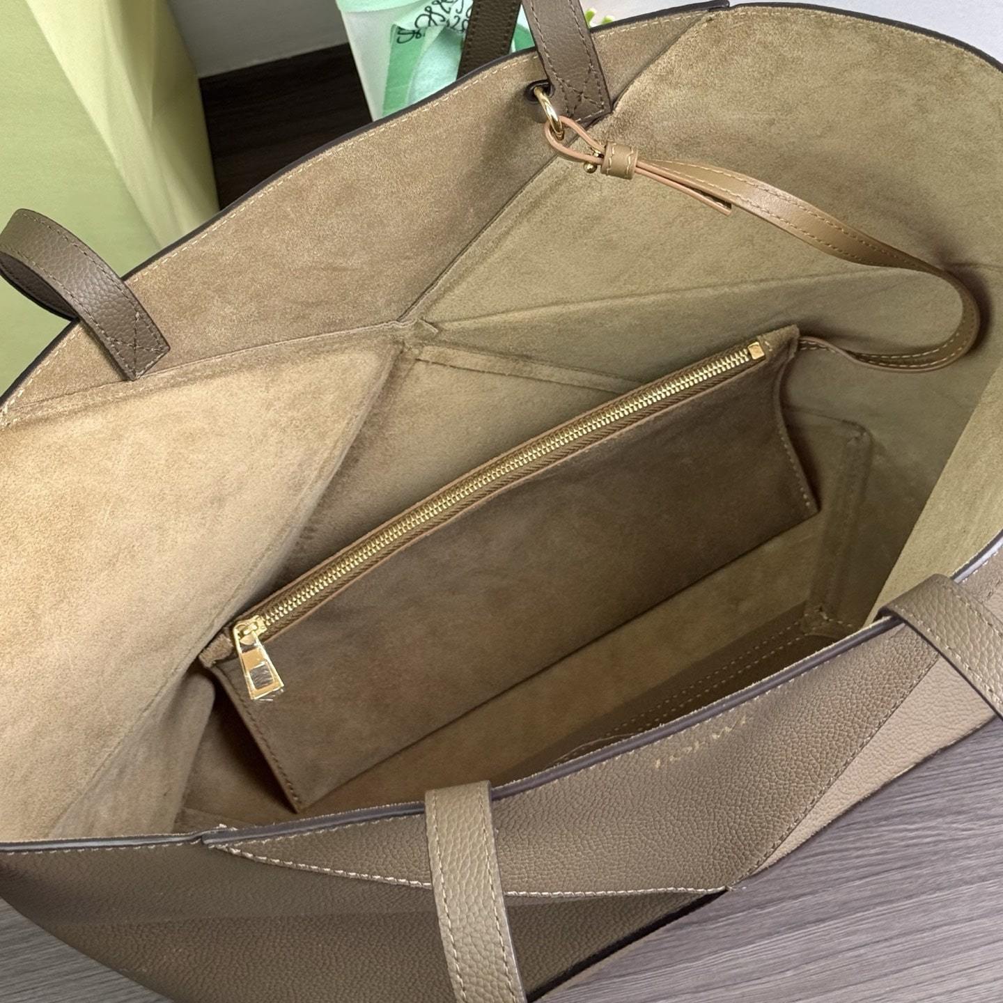 高仿Loewe*Fold系列3170幾何Tote包灰褐色中號免檢版
