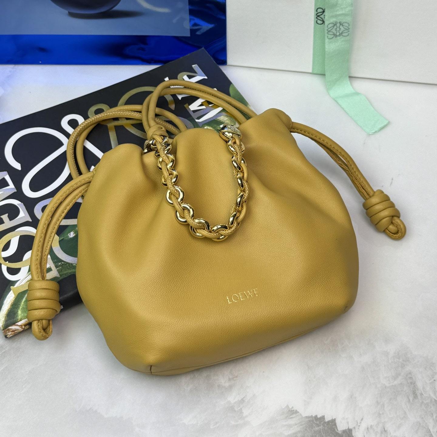 高仿Loewe*Flamenco系列6715小羊皮元寶袋沙漠黃Mini免檢版