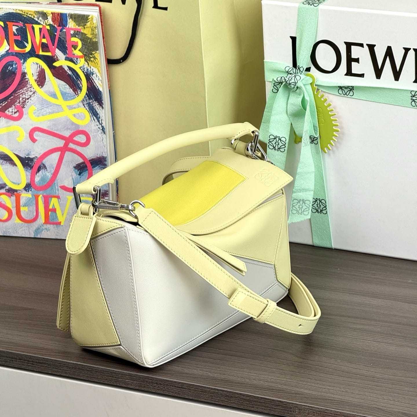 高仿Loewe*Puzzle系列0144幾何拼接手袋黃晶色小號免檢版