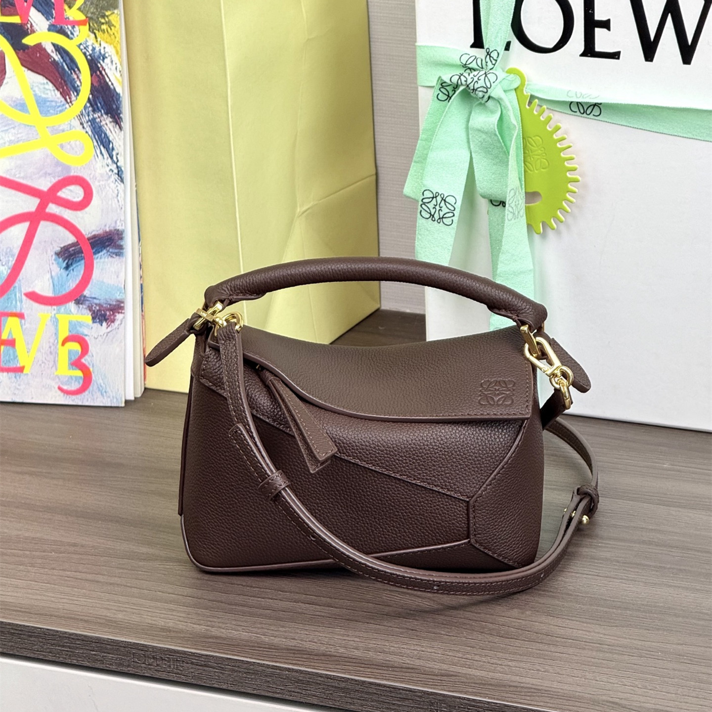 高仿Loewe*Puzzle系列0018單肩包小羊皮深栗色Mini免檢版