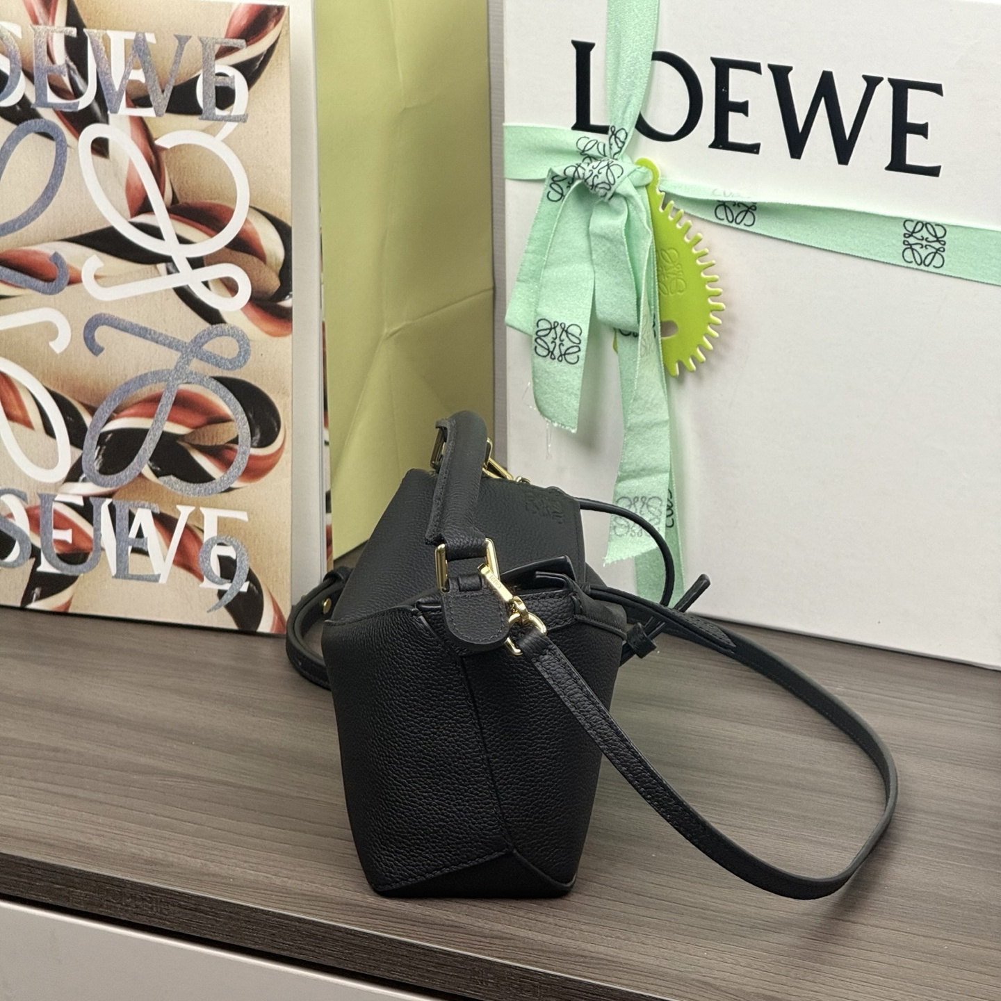 高仿Loewe*Puzzle系列1100單肩包小牛皮黑色Mini免檢版