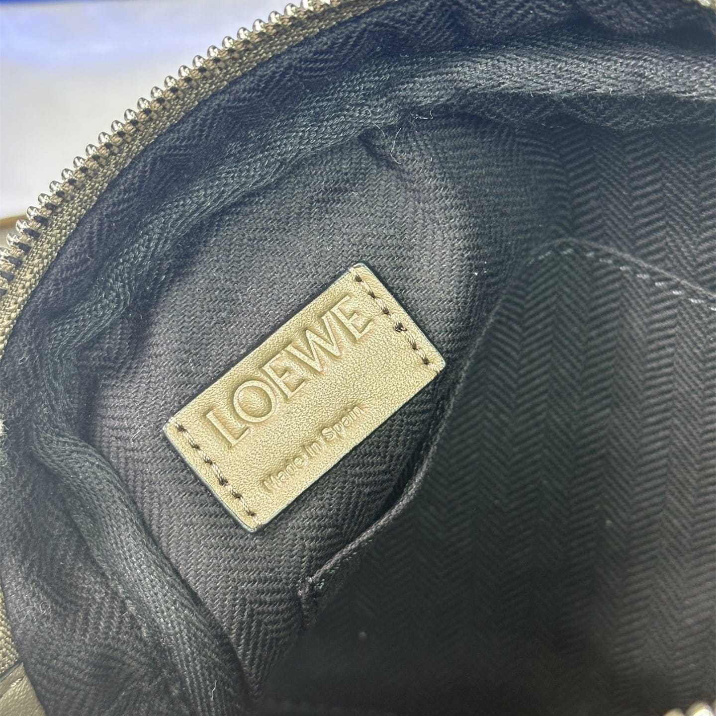 高仿Loewe*Military系列8721牛皮男士郵差包棕色小號免檢版