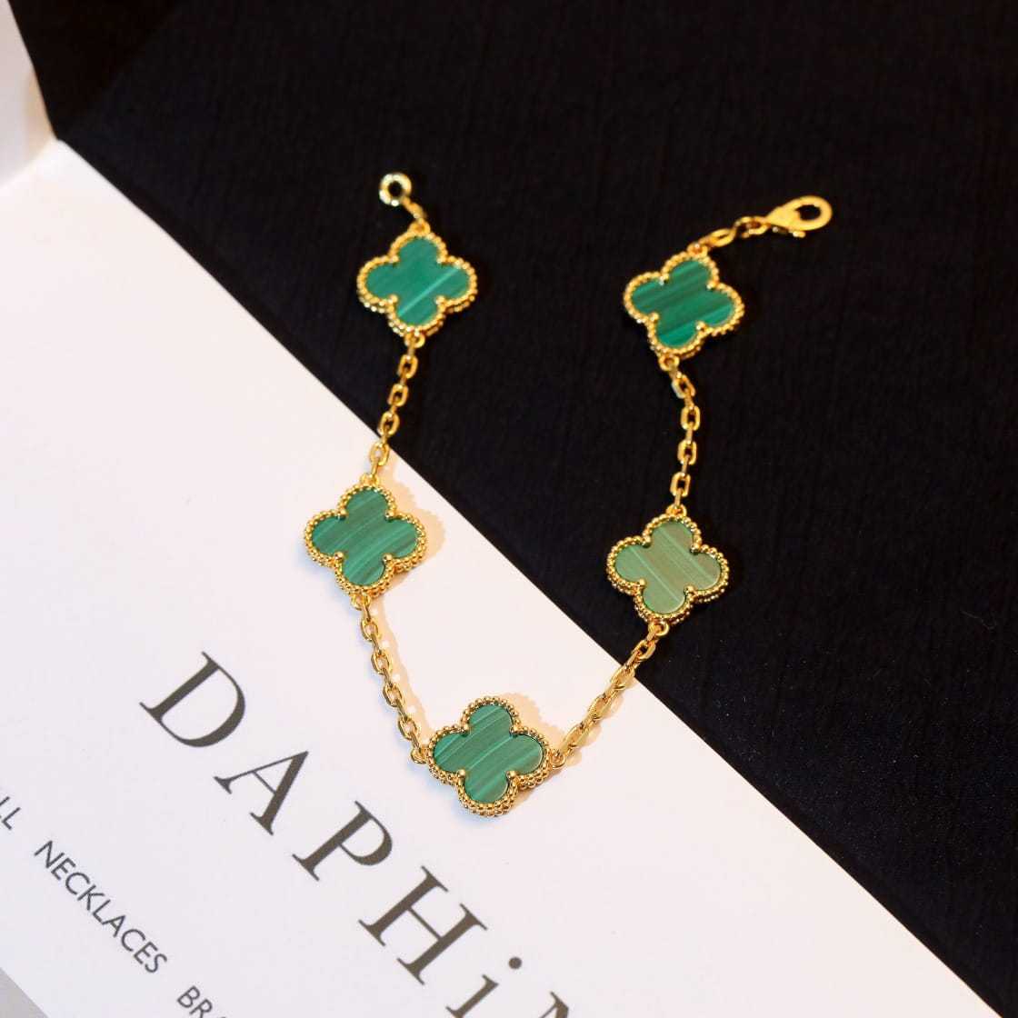 高仿首飾VanCleef&Arpels*RL80900孔雀石黃金手鏈