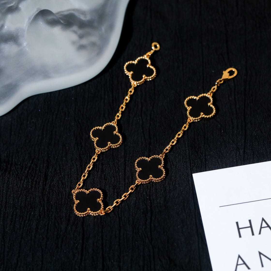 高仿首飾VanCleef&Arpels*RA41300黑瑪瑙黃金手鏈