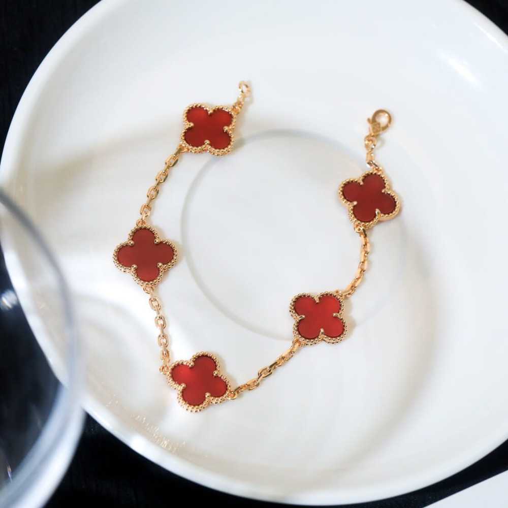 高仿首飾VanCleef&Arpels*RD35500紅瑪瑙黃金手鏈