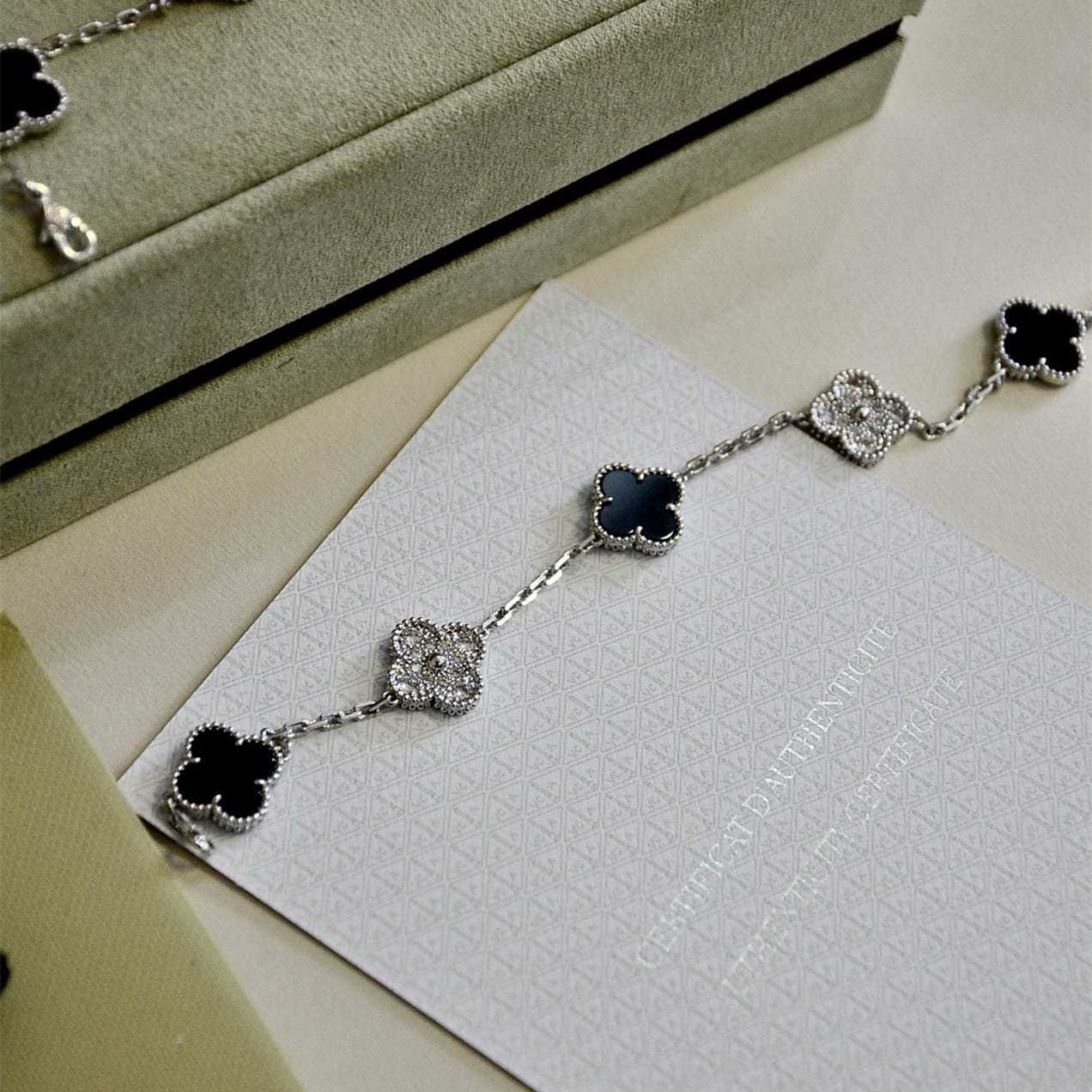 高仿首飾VanCleef&Arpels*RP2R900縞瑪瑙白金手鏈