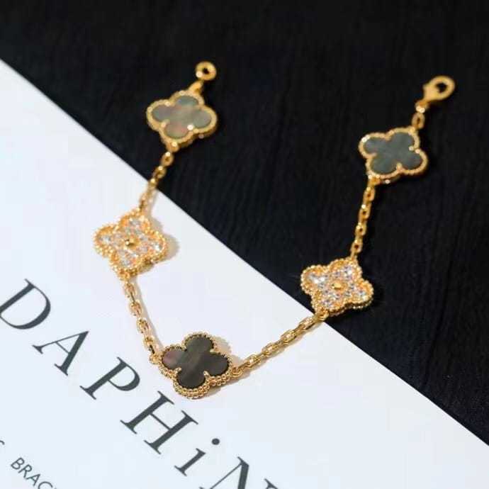高仿首飾VanCleef&Arpels*RP2R100珍珠貝母玫瑰金手鏈