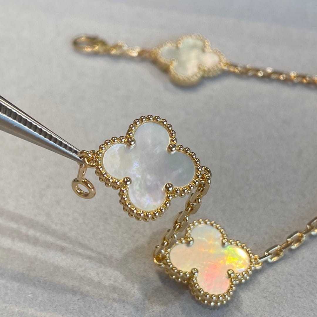 高仿首飾VanCleef&Arpels*RF41800貝母黃金手鏈