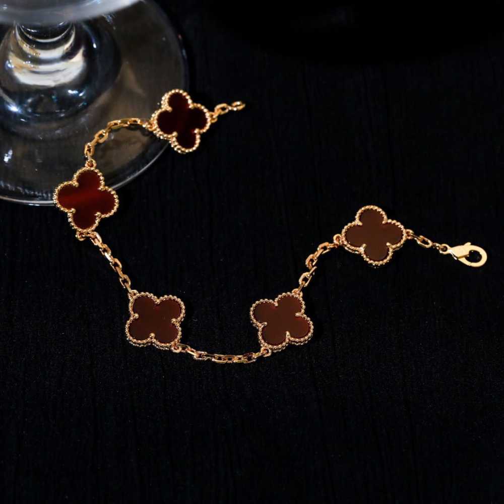 高仿首飾VanCleef&Arpels*RD35500紅瑪瑙黃金手鏈