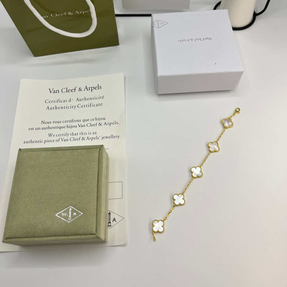 高仿首飾VanCleef&Arpels*RP39D00水晶石黃金手鏈