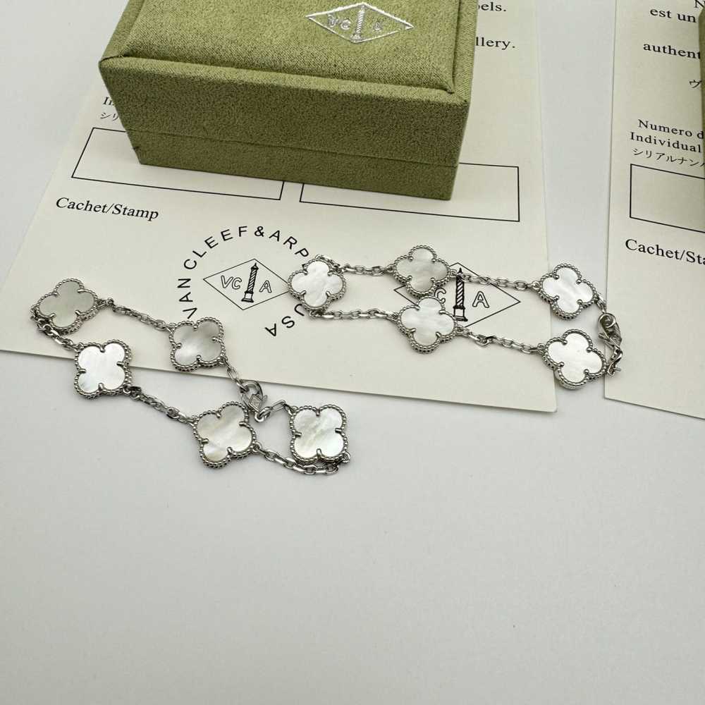 高仿首飾VanCleef&Arpels*RF48400貝母白金手鏈