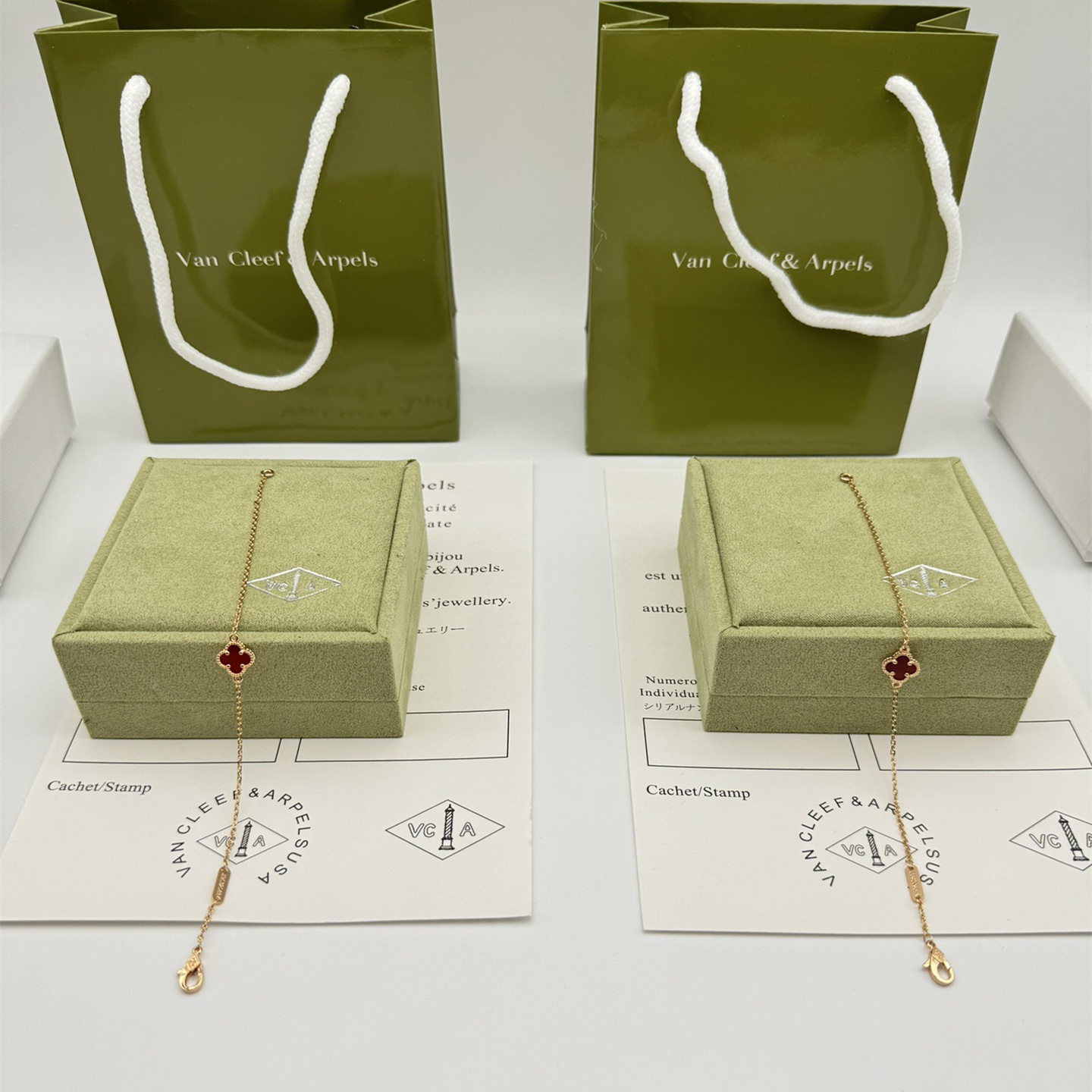 高仿首飾VanCleef&Arpels*RN59K00單花玫瑰金金手鏈