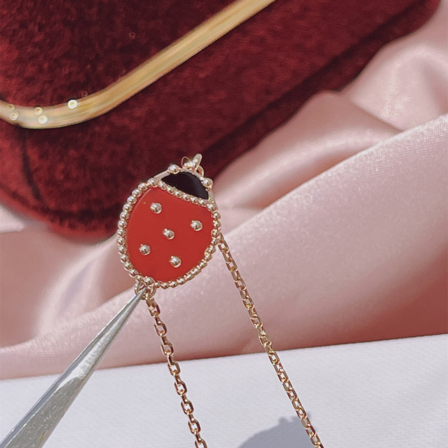 高仿首飾VanCleef&Arpels*RP7R000瓢蟲玫瑰金手鏈