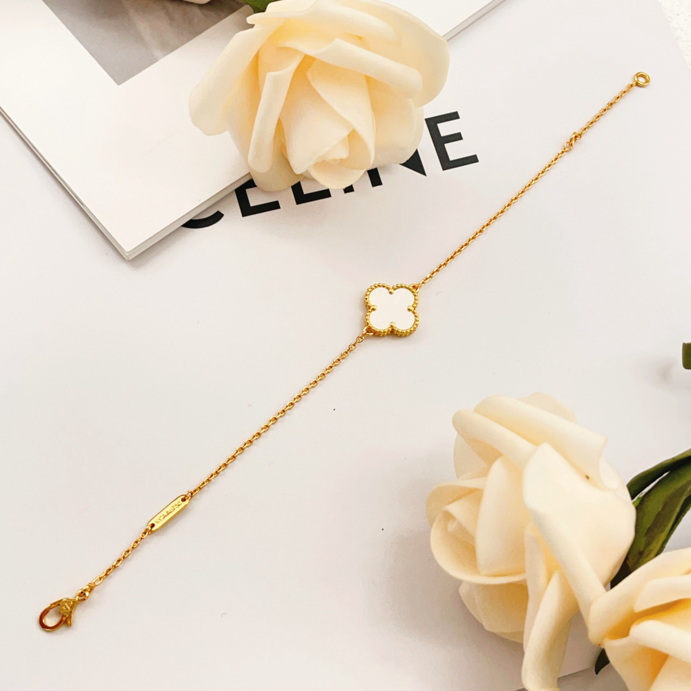 高仿首飾VanCleef&Arpels*RF68800單花貝母黃金金手鏈