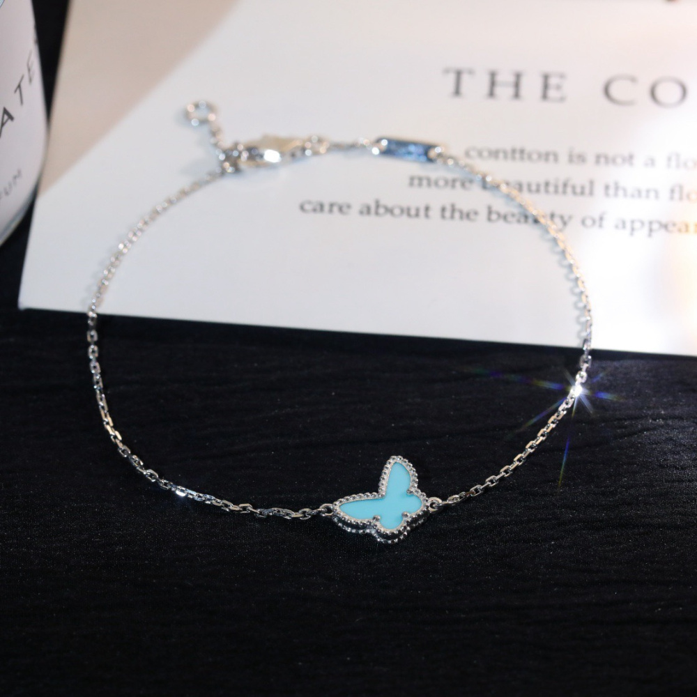 高仿首飾VanCleef&Arpels*ARF80400蝴蝶綠松石白金手鏈