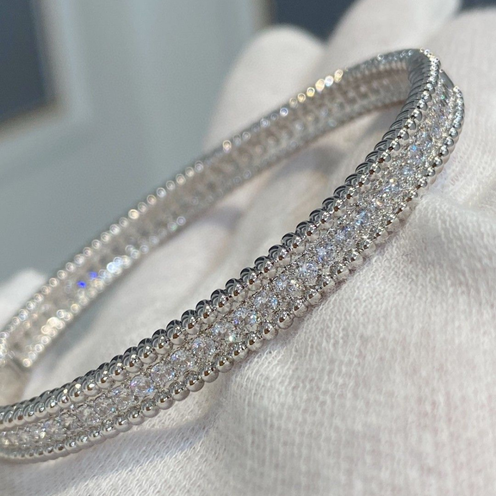 高仿首飾VanCleef&Arpels*RP27H00單排鑲鑽白金手鐲