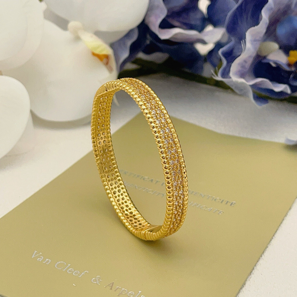 高仿首飾VanCleef&Arpels*RO3YC00密鑽黃金手鐲