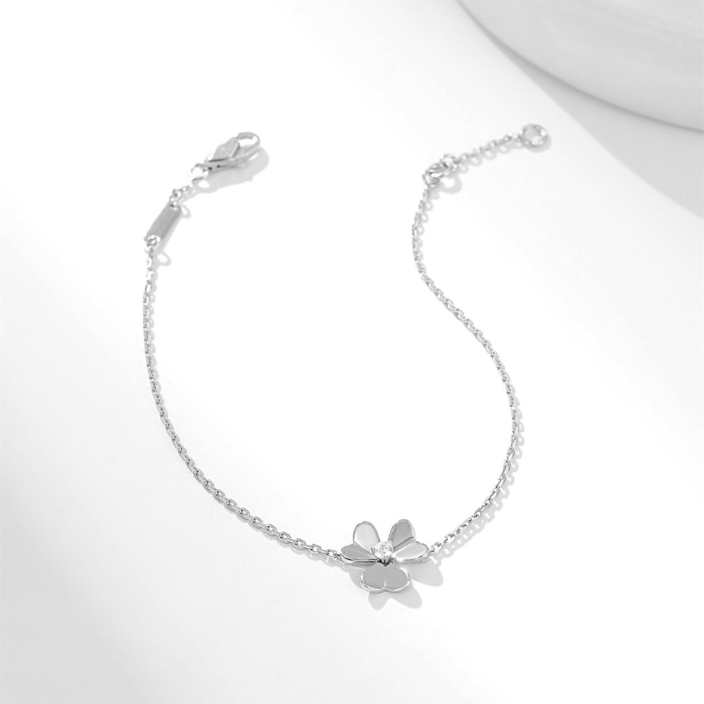高仿首飾VanCleef&Arpels*RP0J500三葉草鑽石白金手鏈