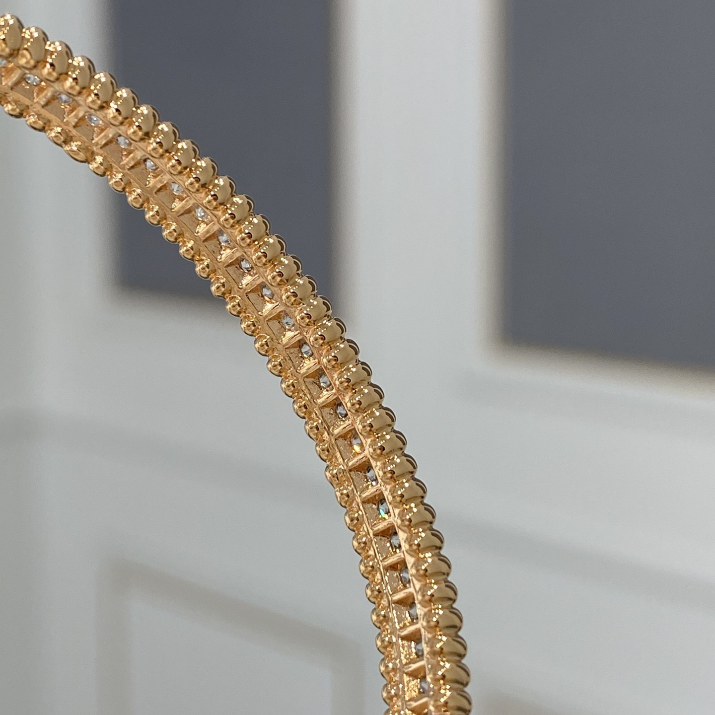 高仿首飾VanCleef&Arpels*RP27D00單排鑲鑽玫瑰金手鐲