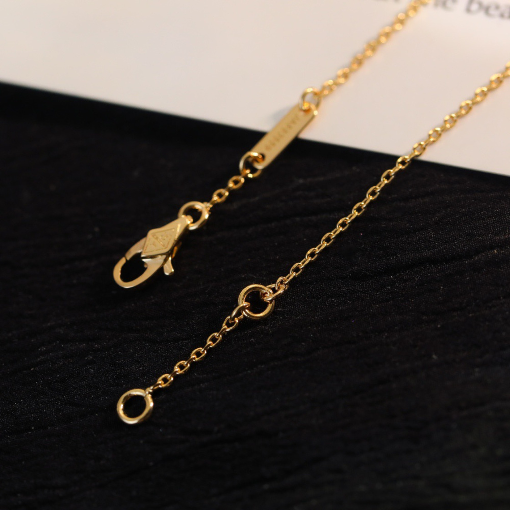 高仿首飾VanCleef&Arpels*RN59L00玉髓愛心玫瑰金手鏈