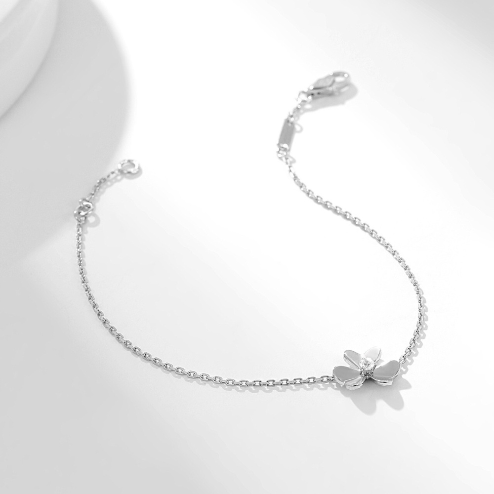 高仿首飾VanCleef&Arpels*RP0J500三葉草鑽石白金手鏈