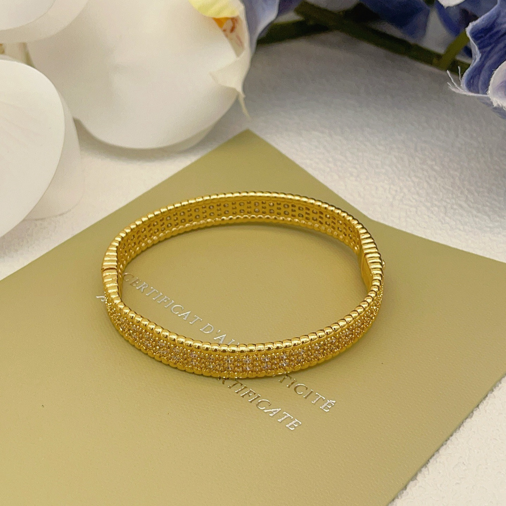 高仿首飾VanCleef&Arpels*RO3YC00密鑽黃金手鐲