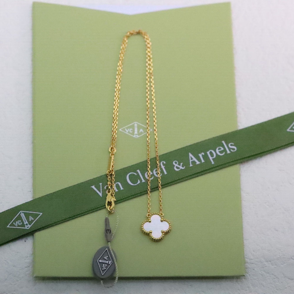 高仿首飾VanCleef&Arpels*RA45900貝母黃金金項鏈