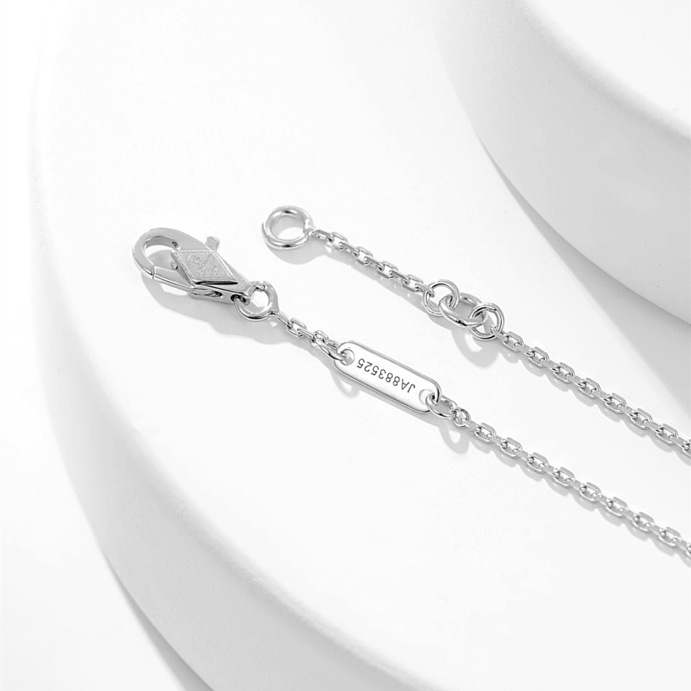 高仿首飾VanCleef&Arpels*RP0J500三葉草鑽石白金手鏈