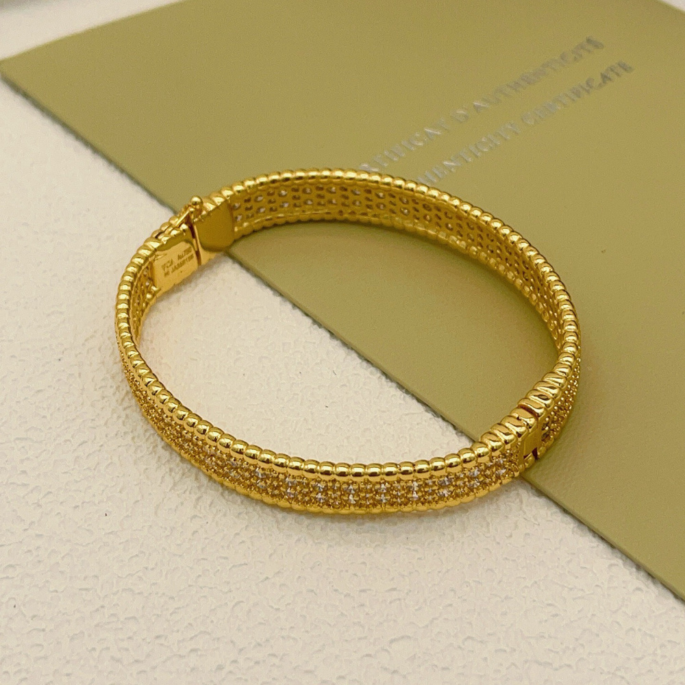 高仿首飾VanCleef&Arpels*RO3YC00密鑽黃金手鐲
