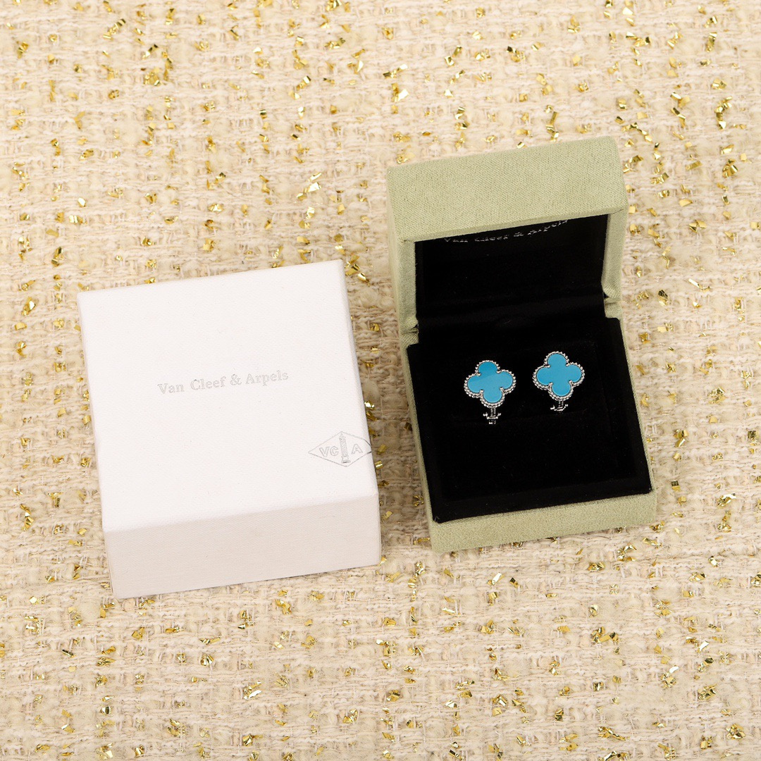 高仿首飾VanCleef&Arpels*RA44500綠松石耳釘白金款大號