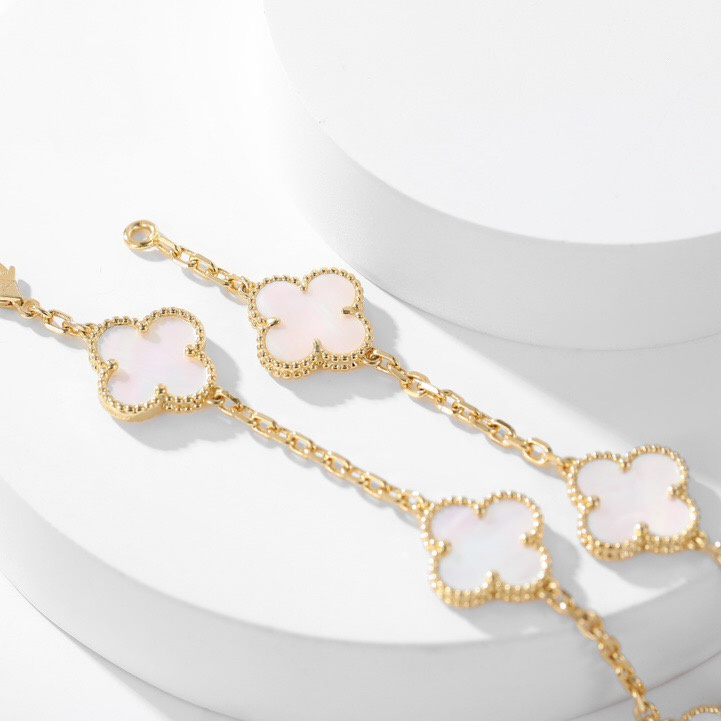 高仿首飾VanCleef&Arpels*RA42800十花白貝母黃金頸鏈