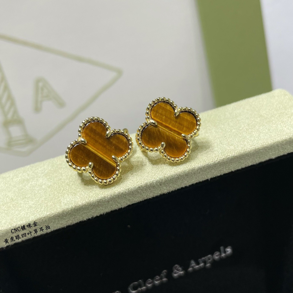 高仿首飾VanCleef&Arpels*RD40500虎眼石耳釘黃金款大號