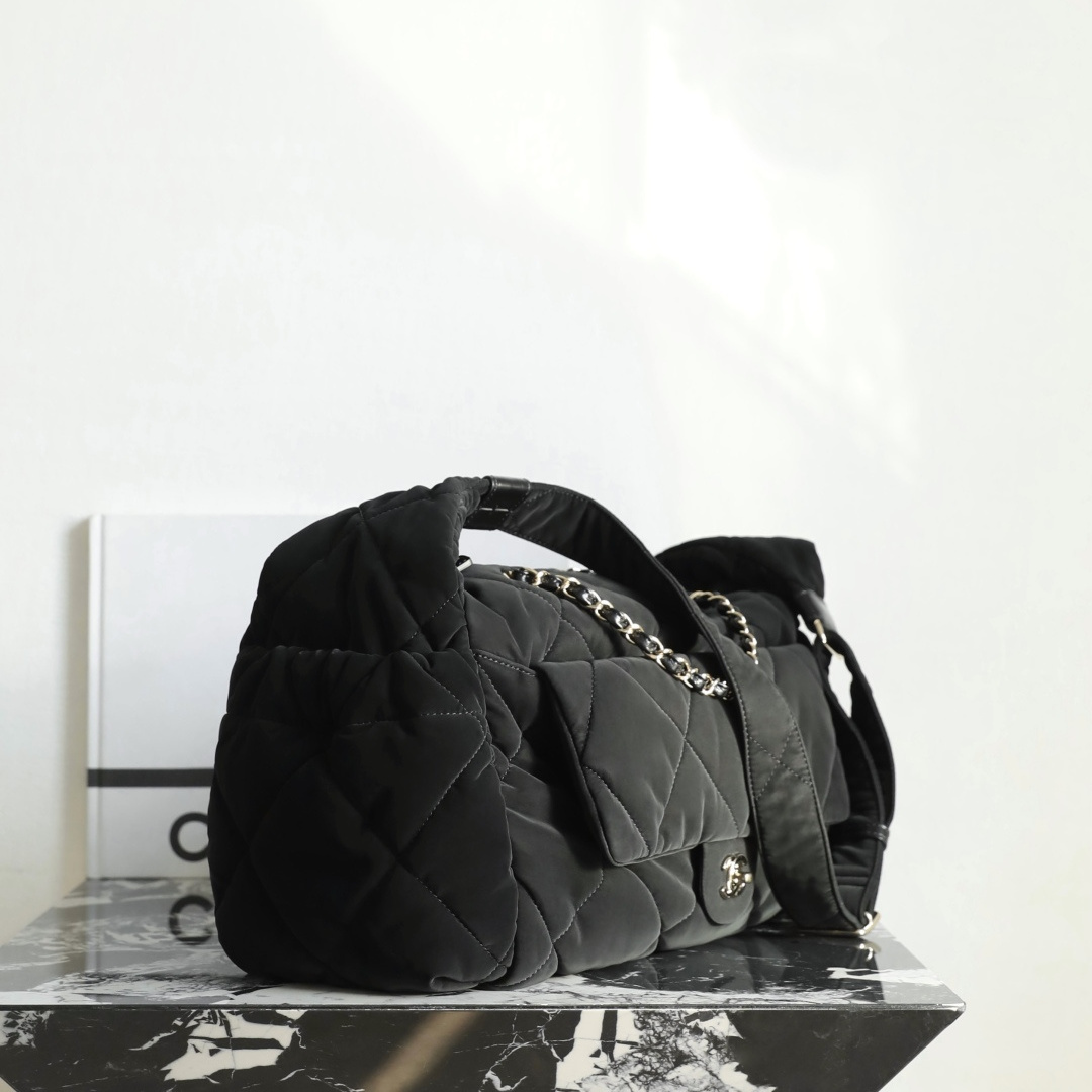 高仿Chanel*25N系列AS5055絲絨單肩包黑色免檢版