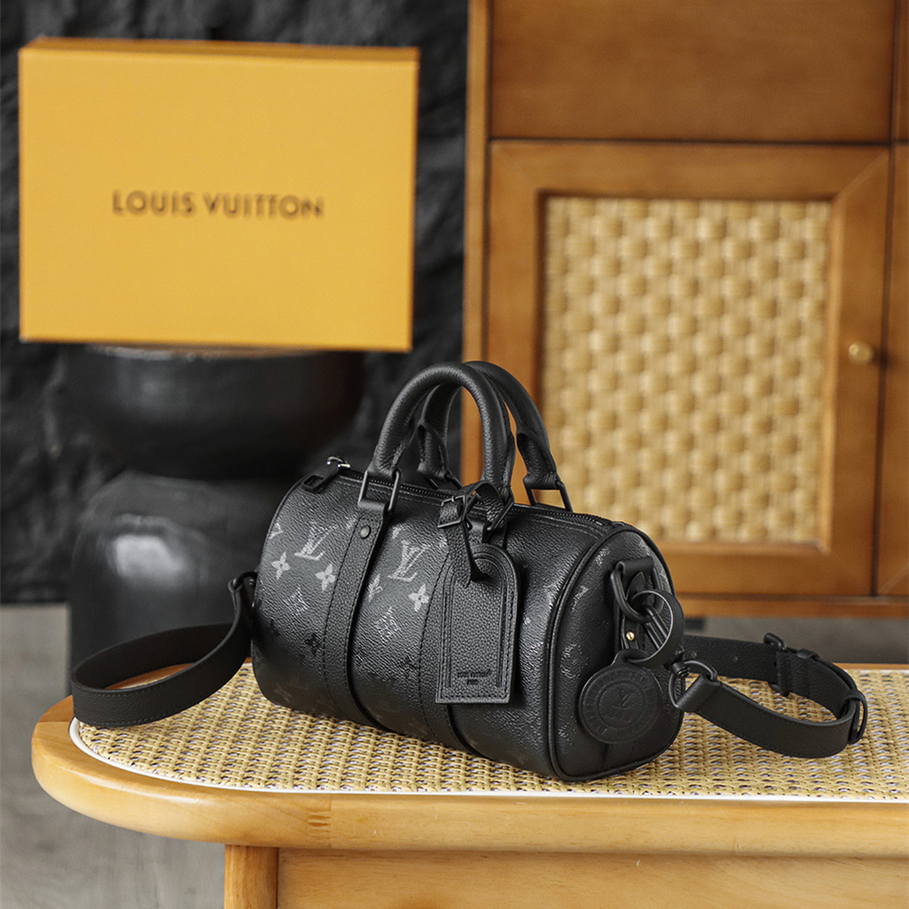高仿LV*Keepall25系列M28369男士單肩包免檢版