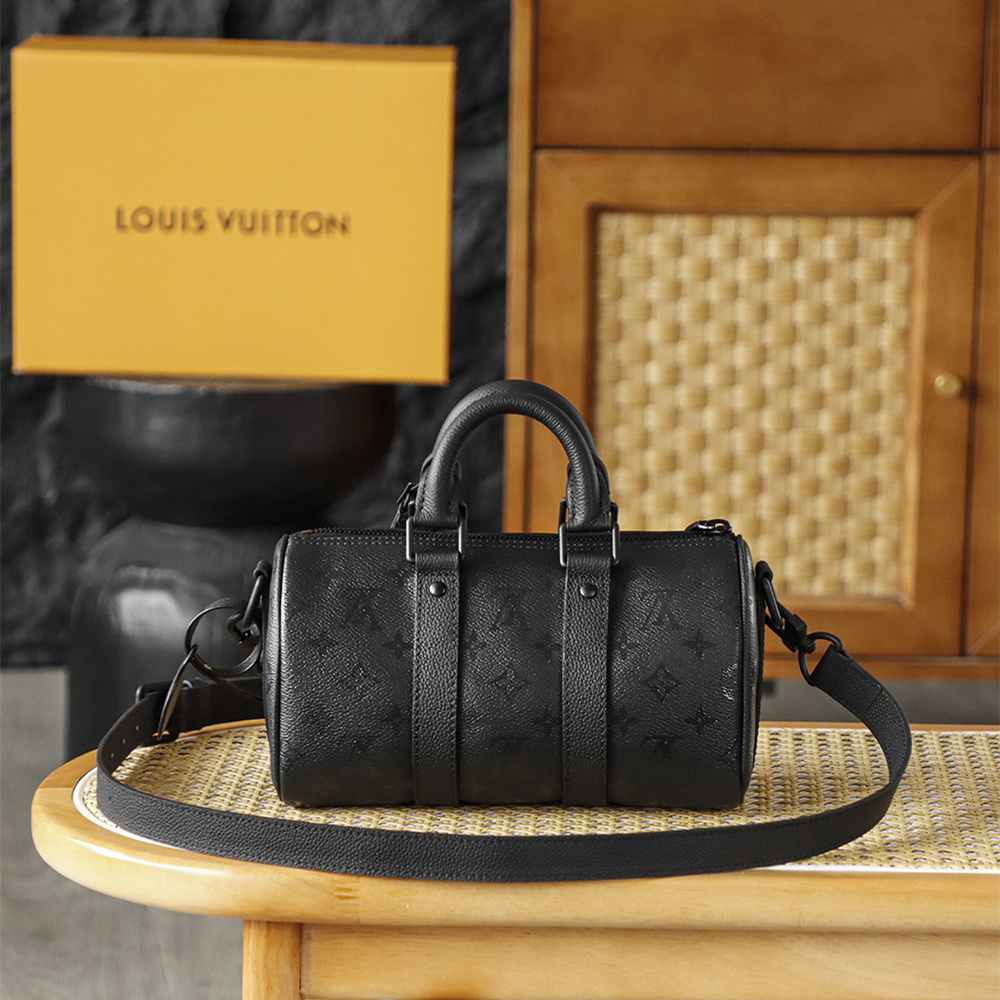 高仿LV*Keepall25系列M28369男士單肩包免檢版
