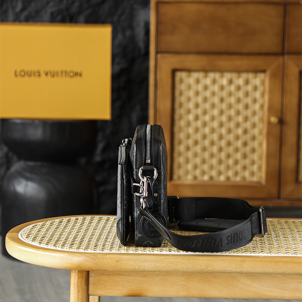 LV Trio M69443三合一郵差包